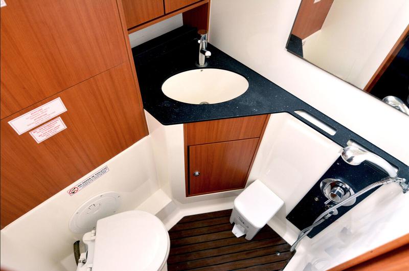 Book yachts online - sailboat - Bavaria 45 Cruiser - Nouvelle Vague - rent