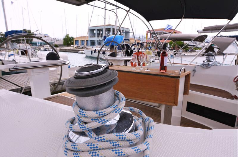 Book yachts online - sailboat - Bavaria 45 Cruiser - Nouvelle Vague - rent