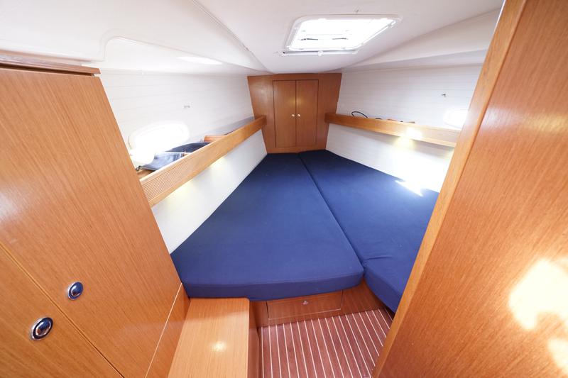 Book yachts online - sailboat - Bavaria 43 Cruiser - Kairos (Fully Refurbished 2019) - rent