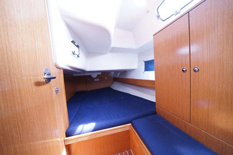 Book yachts online - sailboat - Bavaria 43 Cruiser - Kairos (Fully Refurbished 2019) - rent