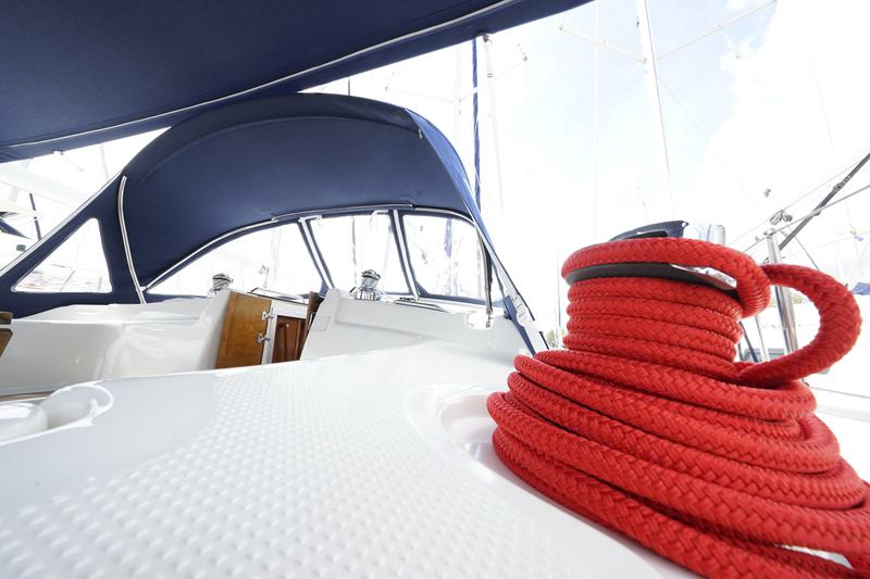 Book yachts online - sailboat - Bavaria 43 Cruiser - Kairos (Fully Refurbished 2019) - rent