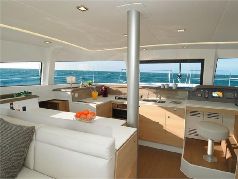 Book yachts online - catamaran - Bali 4.1 - Negroni - rent