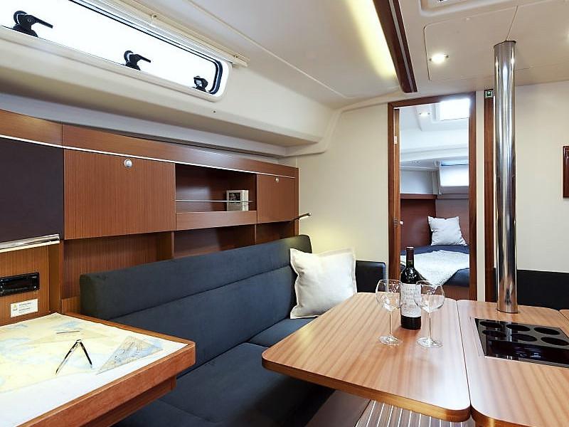 Book yachts online - sailboat - Hanse 385 - Amelie - rent