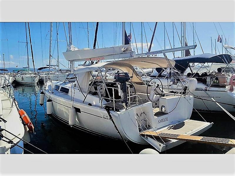 Book yachts online - sailboat - Hanse 385 - Amelie - rent