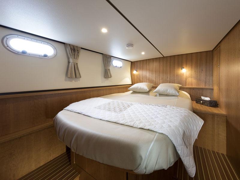 Book yachts online - motorboat - Linssen Classic Sturdy 35.0 AC - Linssen 35.0 AC - rent