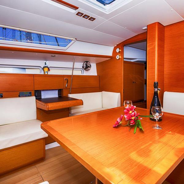 Book yachts online - sailboat - Sun Odyssey 409 - Calypso - rent