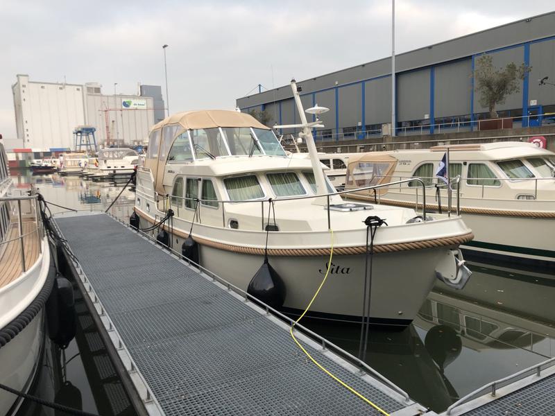 Book yachts online - motorboat - Linssen Grand Sturdy 35 AC - Sita - rent