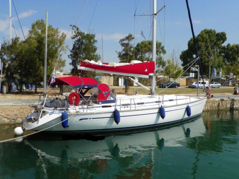 Book yachts online - sailboat - Bavaria 49 - Vardousia - rent
