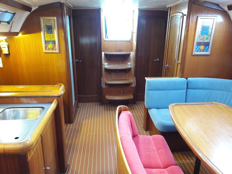 Book yachts online - sailboat - Bavaria 49 - Vardousia - rent