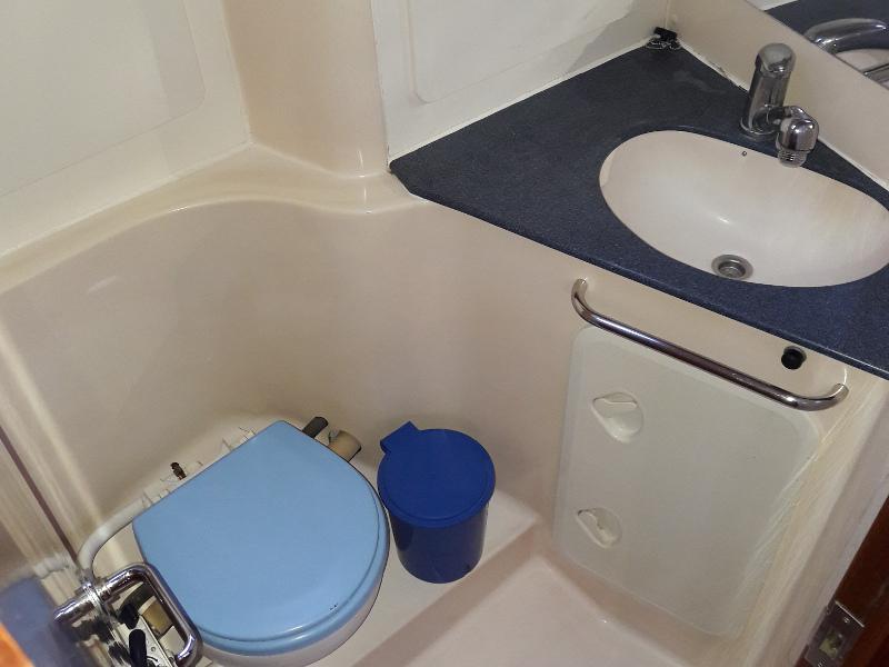 Book yachts online - sailboat - Bavaria 49 - Vardousia - rent