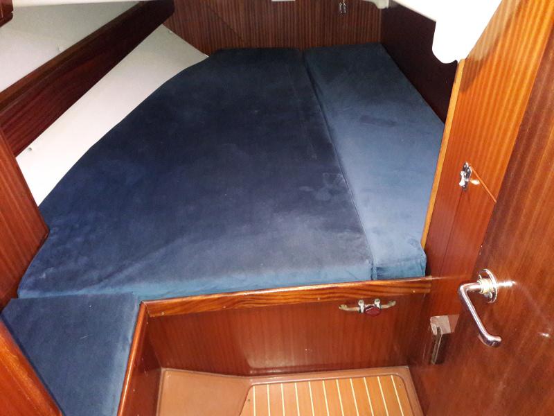 Book yachts online - sailboat - Bavaria 49 - Vardousia - rent