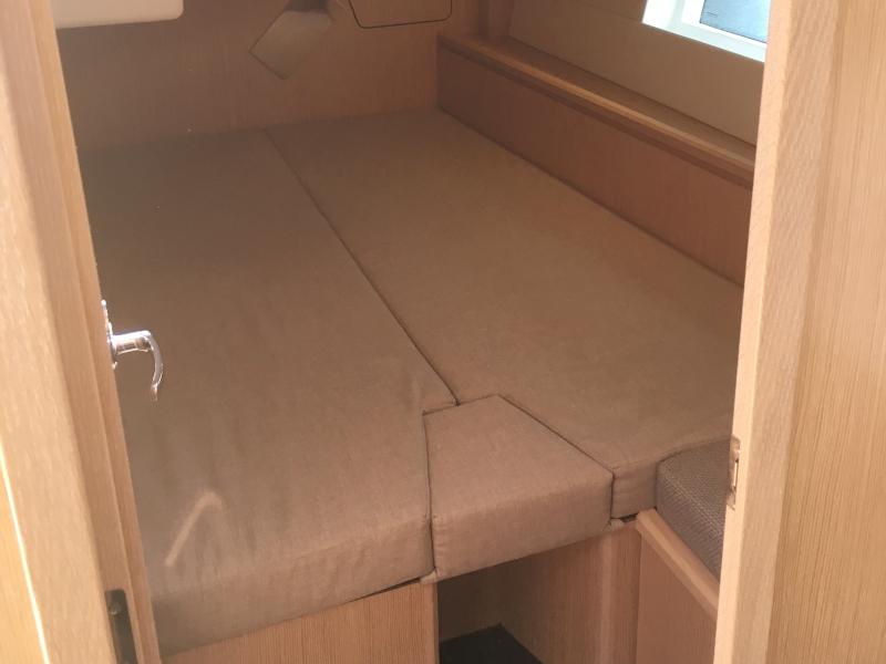 Book yachts online - sailboat - Bavaria C45 - Red Horizon - rent