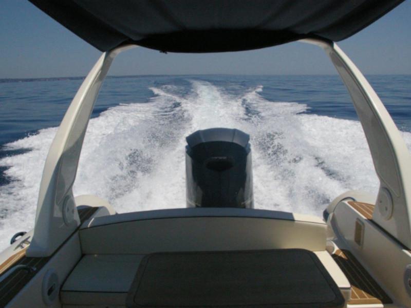 Book yachts online - motorboat - Tempest 900 WA - Smile III - rent