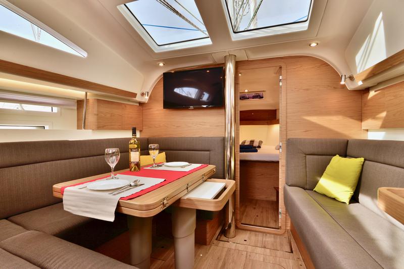 Book yachts online - sailboat - Elan 40 Impression - MARCO POLO - rent