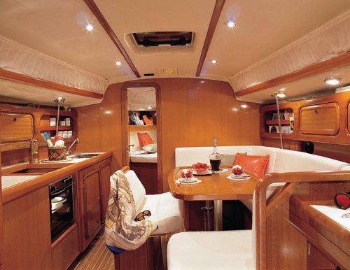 Book yachts online - sailboat - Grand Soleil 40 R - STRIBOR - rent