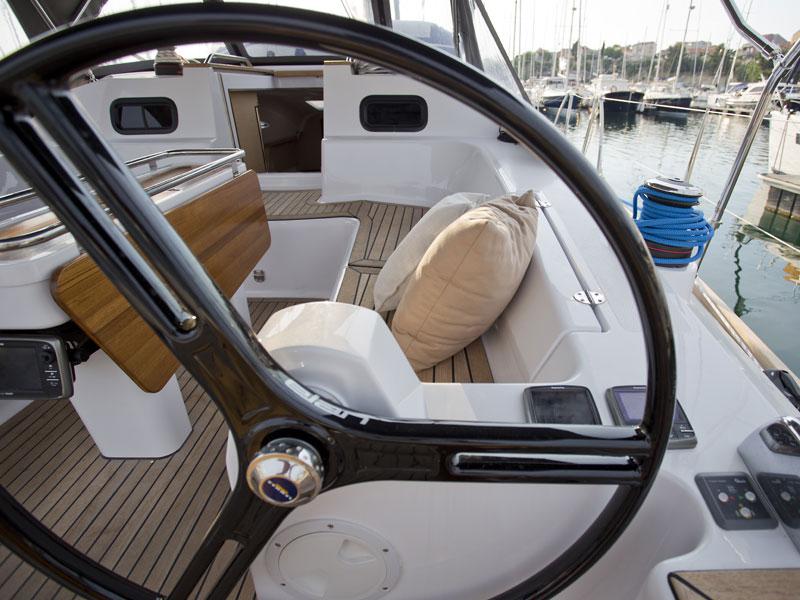 Book yachts online - sailboat - Elan 45 Impression - LIYA - rent
