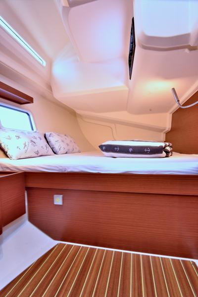 Book yachts online - sailboat - Hanse 418 - JOKER - rent