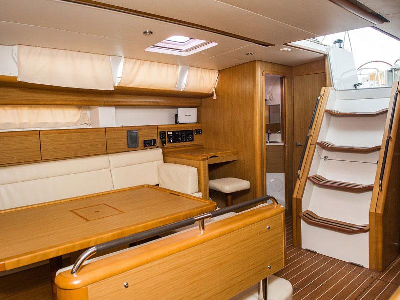 Book yachts online - sailboat - Sun Odyssey 49i - NAIRA - rent