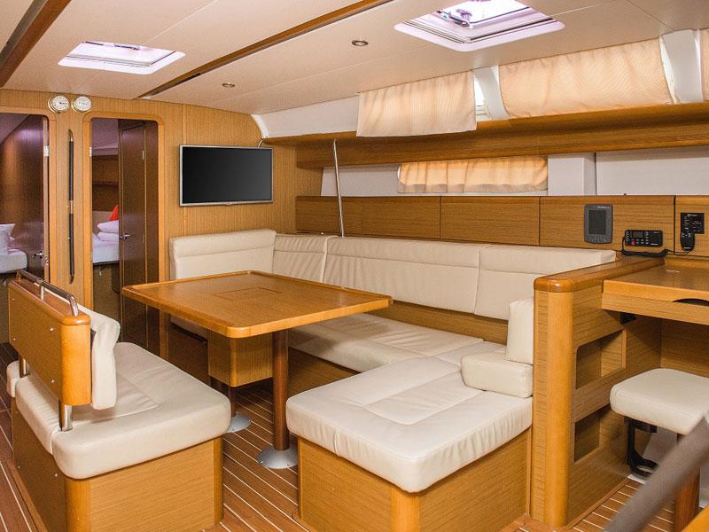 Book yachts online - sailboat - Sun Odyssey 49i - NAIRA - rent