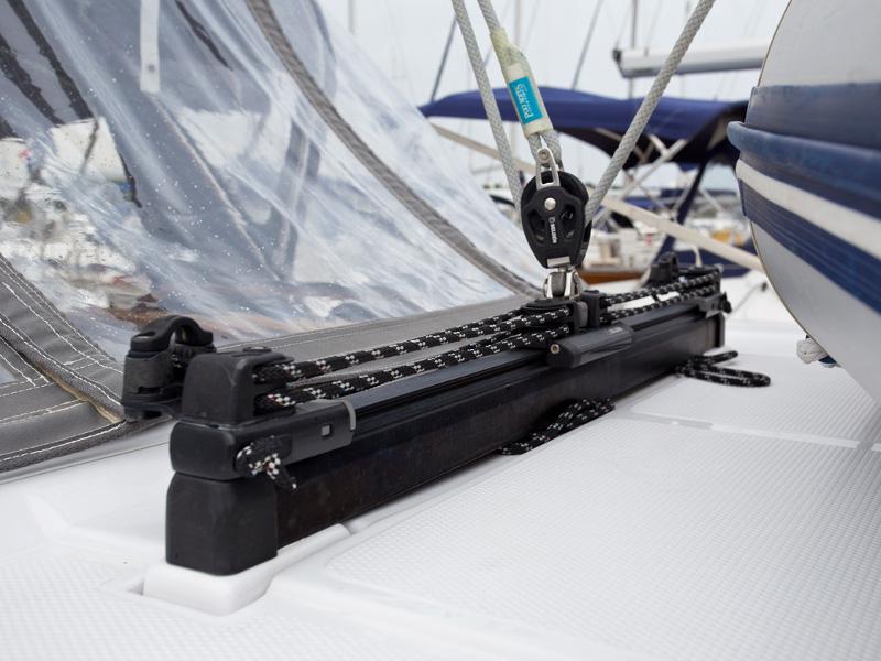 Book yachts online - sailboat - Elan 394 Impression - ESCAPE - rent