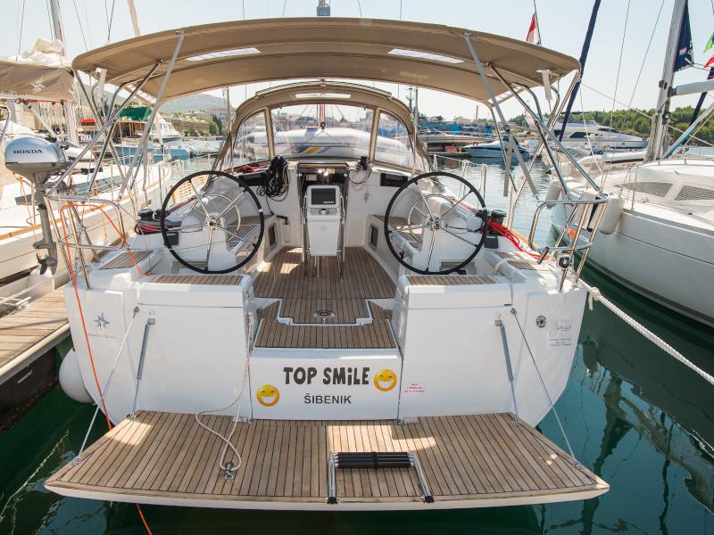Book yachts online - sailboat - Sun Odyssey 449 - TOP SMILE - rent