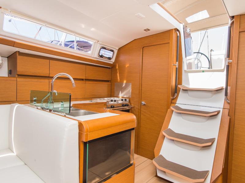 Book yachts online - sailboat - Sun Odyssey 449 - TOP SMILE - rent