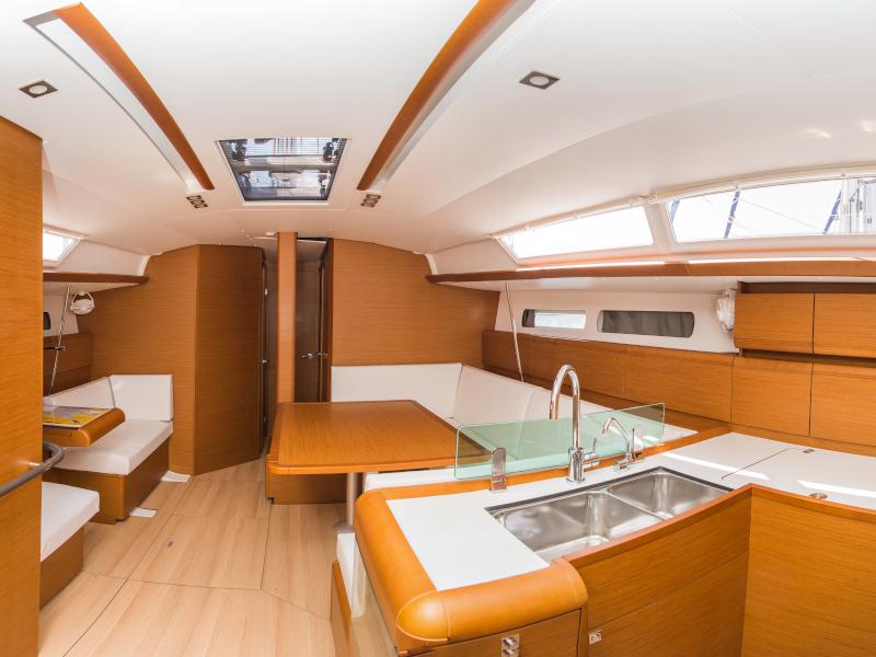 Book yachts online - sailboat - Sun Odyssey 449 - TOP SMILE - rent