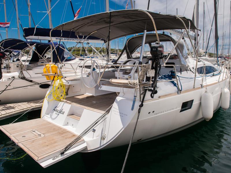 Book yachts online - sailboat - Elan 45 Impression - LUCIKA - rent
