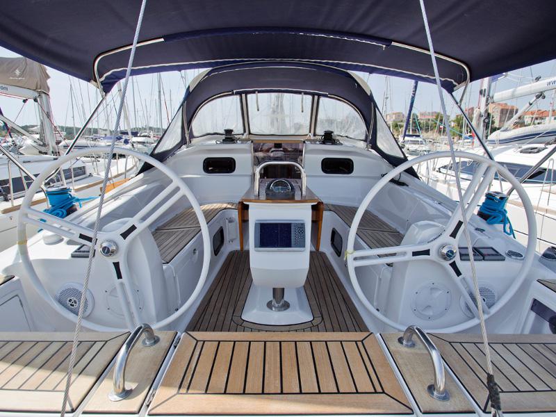 Book yachts online - sailboat - Elan 444 Impression - FELIX - rent