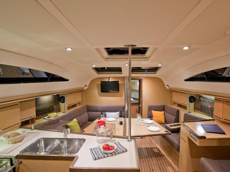 Book yachts online - sailboat - Elan 444 Impression - FELIX - rent