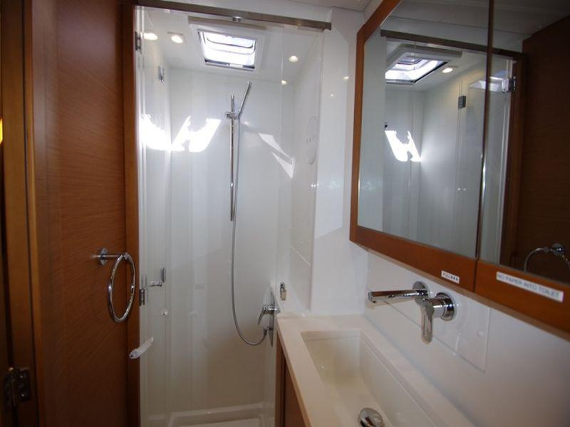 Book yachts online - catamaran - Lagoon 450  Flybridge - Marisol - rent