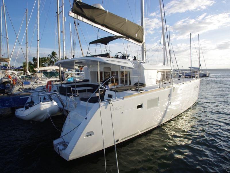 Book yachts online - catamaran - Lagoon 450  Flybridge - Marisol - rent