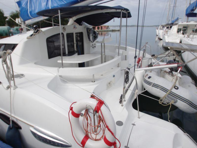 Book yachts online - catamaran - Lavezzi 40 - Domino - rent