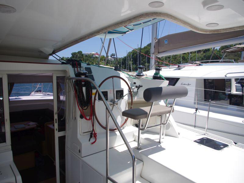 Book yachts online - catamaran - Lagoon 421 - Marimar - rent
