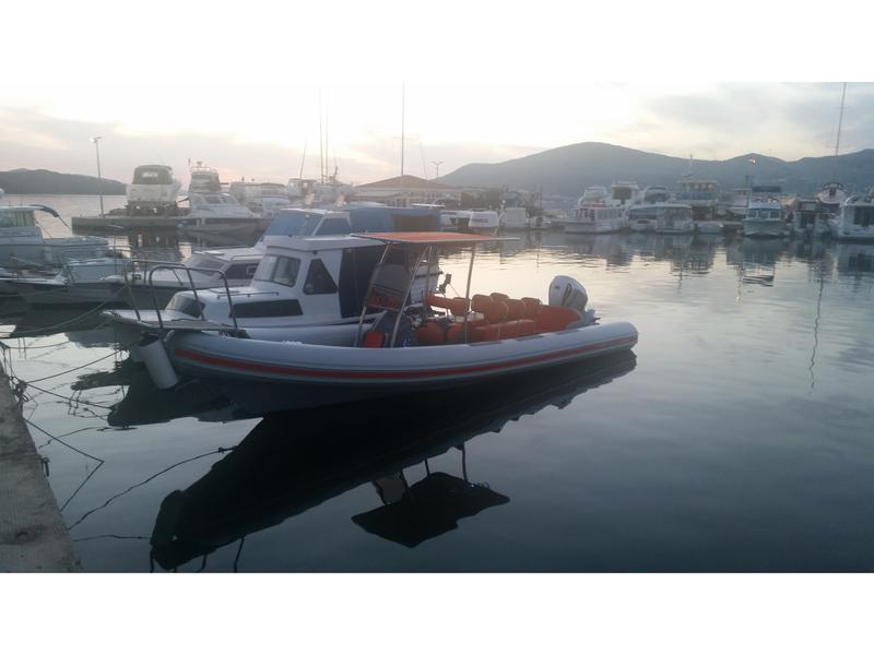 Book yachts online - motorboat - Lolivul 9 - Lolivul 9 - rent