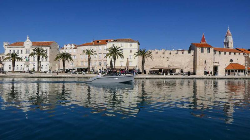 Book yachts online - motorboat - Supreme 27 p - Rand Supreme 27 - rent