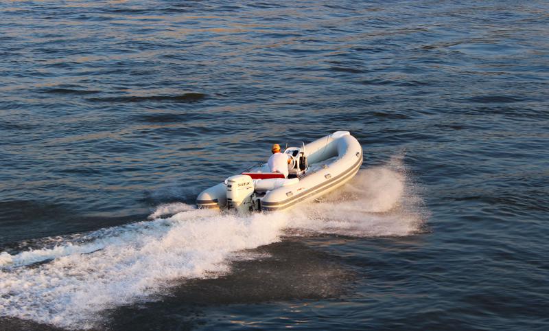 Book yachts online - motorboat - Joymarc 490 - Joymarc 490 - rent