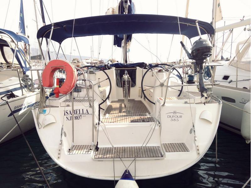 Book yachts online - sailboat - Dufour 385 - Isabella - rent