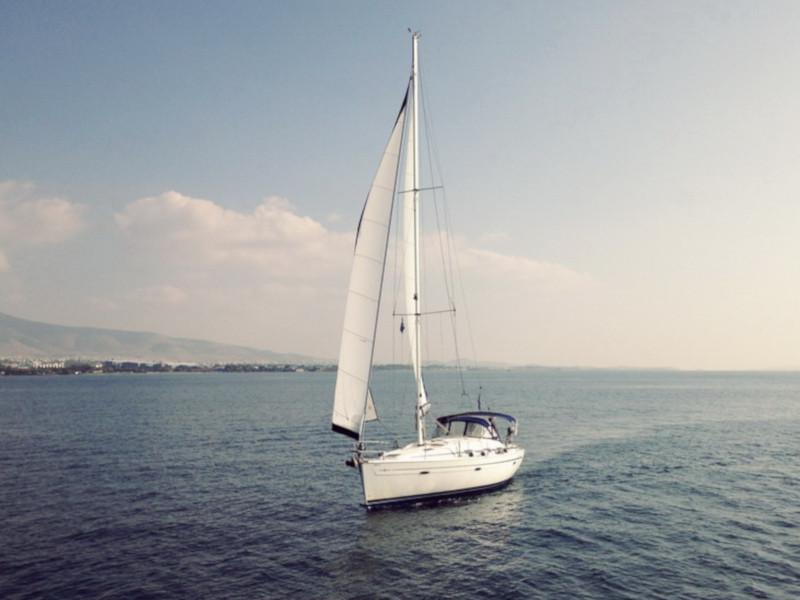 Book yachts online - sailboat - Bavaria 39 Cruiser - Eva A - rent