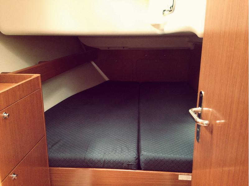 Book yachts online - sailboat - Cyclades 39.3 - Okeia - rent