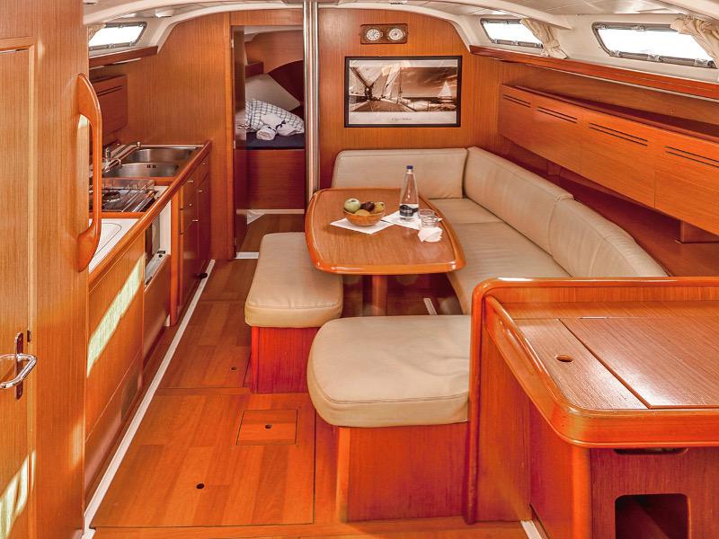 Book yachts online - sailboat - Cyclades 39.3 - Spicy - rent