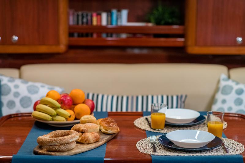 Book yachts online - sailboat - Ocean Star 56.1 - Santorini - rent