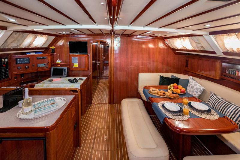 Book yachts online - sailboat - Ocean Star 56.1 - Santorini - rent