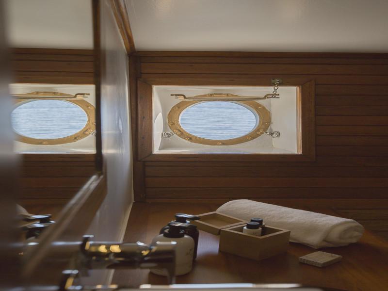 Book yachts online - other - Greek Motorsailer - Cosmos - rent