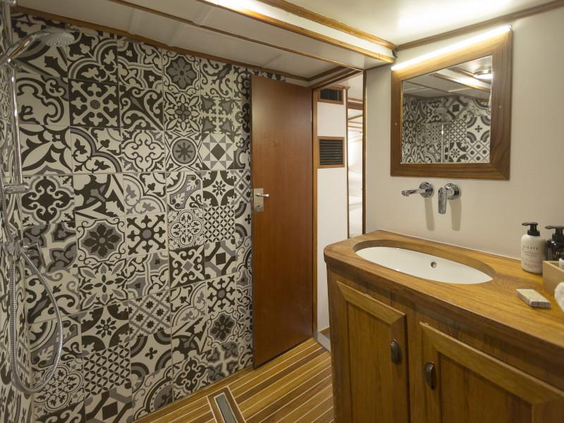 Book yachts online - other - Greek Motorsailer - Cosmos - rent