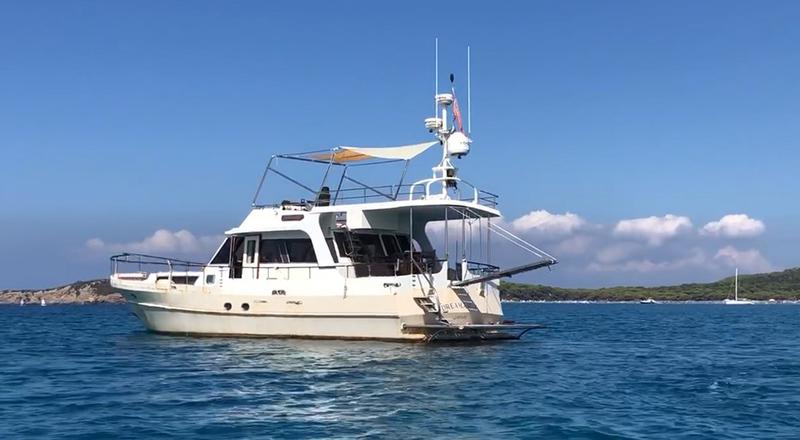 Book yachts online - motorboat - Waverunner 55 - Dreamaway - rent