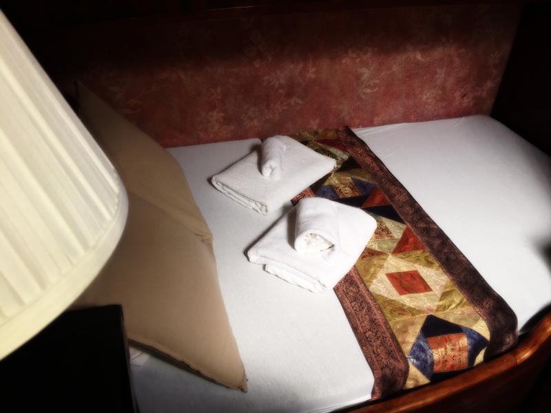 Book yachts online - motorboat - Waverunner 55 - Dreamaway - rent