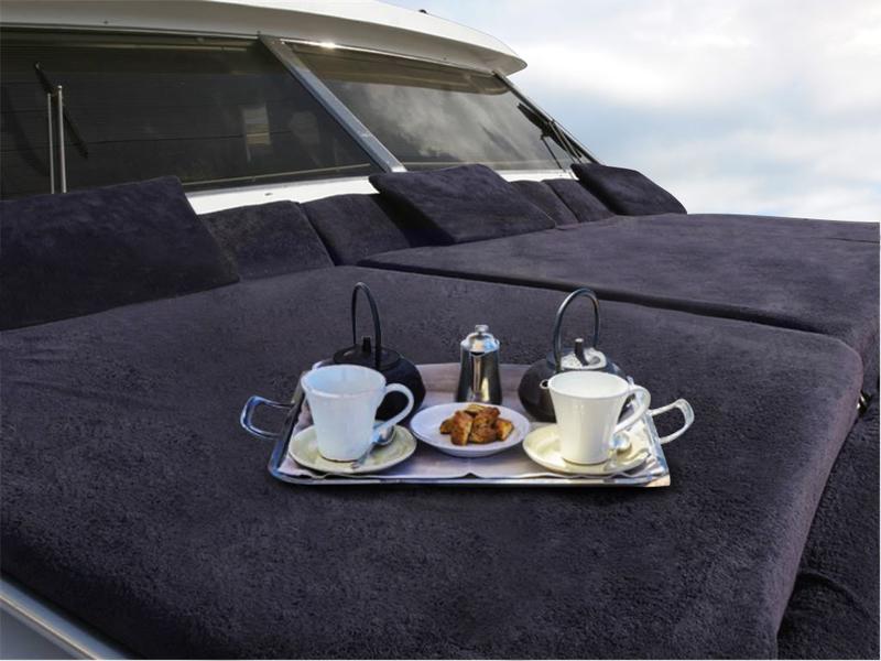 Book yachts online - motorboat - Pegasus 80 - Teddy Bear - rent