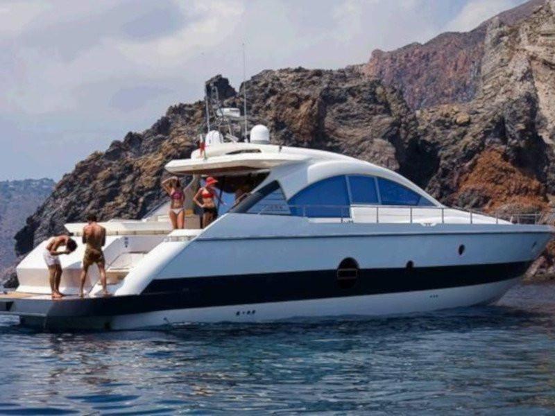Book yachts online - motorboat - Aicon 62 SL - Bonheur - rent