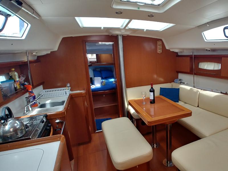 Book yachts online - sailboat - Oceanis 40 - Sapphire - rent